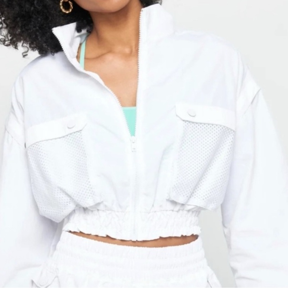 NWT Spiritual Gangster Bridget Crop 2-Way White Vest Jacket